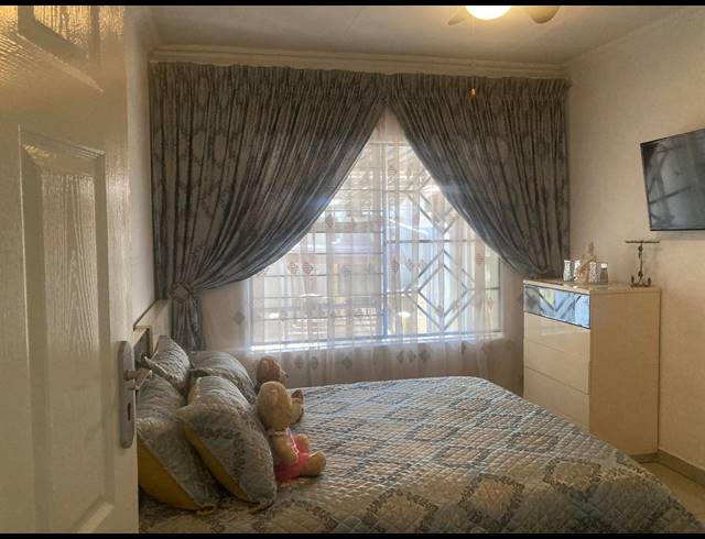 3 BEDROOM FREEHOLD FOR SALE IN BRAKPAN NORTH
